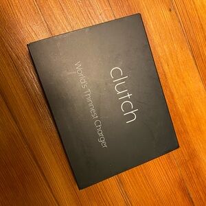 Clutch V3 World's Thinnest Portable Charger PowerBank 3,300mAh (iPhone) black